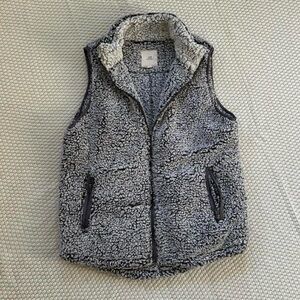 Thread & Supply Sherpa Vest
